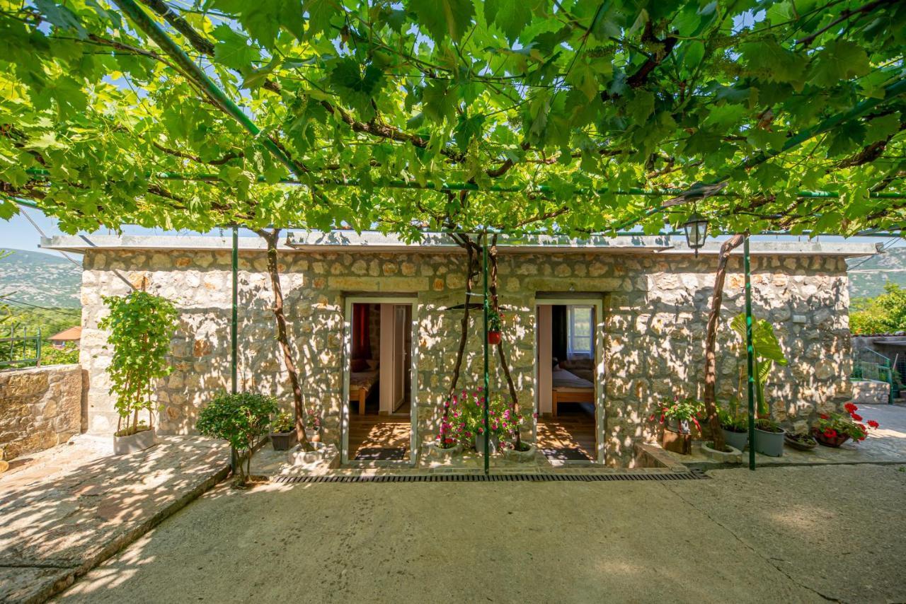 Bed and Breakfast Ethno House Osobak Virpazar Zewnętrze zdjęcie