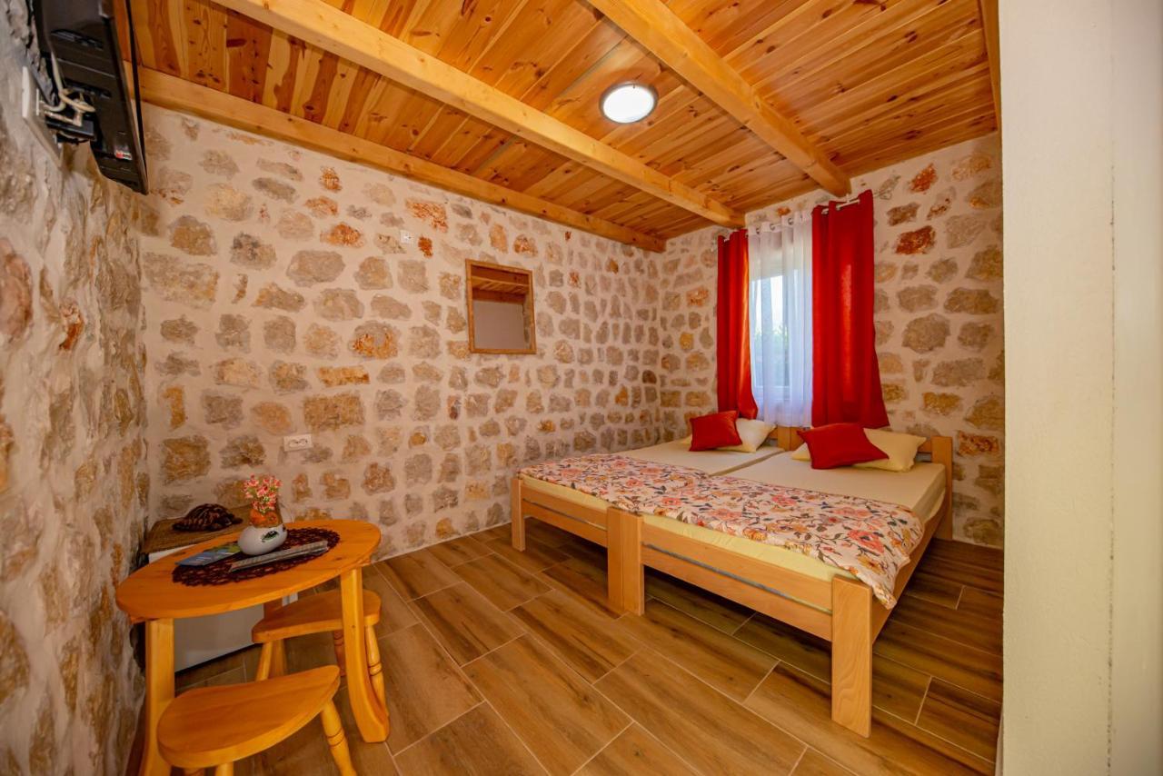 Bed and Breakfast Ethno House Osobak Virpazar Zewnętrze zdjęcie